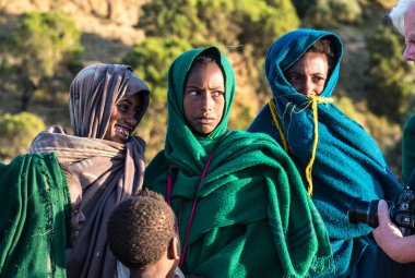 Simien Dağları, Etiyopya - Şubat 07, 2020: Etiyopya 'daki Simien Dağları Ulusal Parkı' ndaki Etiyopya halkı. Afrika.