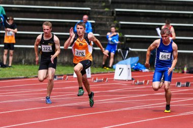 Regensburg, Almanya - 20 Temmuz 2019: Bavyera Atletizm Şampiyonası 400 metre yarışı