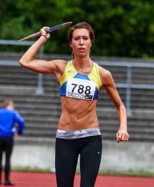 Regensburg, Almanya - 20 Temmuz 2019: Bavyera Atletizm Şampiyonası cirit atma etkinliği