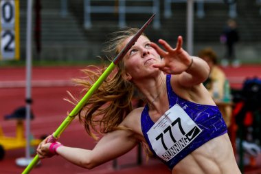 Regensburg, Almanya - 20 Temmuz 2019: Bavyera Atletizm Şampiyonası cirit atma etkinliği