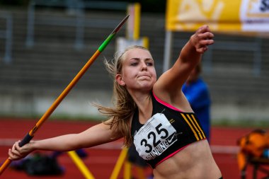 Regensburg, Almanya - 20 Temmuz 2019: Bavyera Atletizm Şampiyonası cirit atma etkinliği
