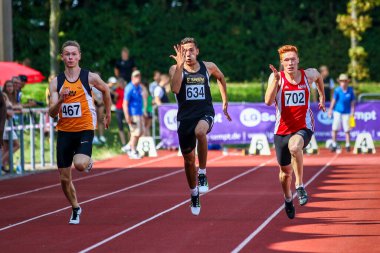 Regensburg, Almanya - 20 Temmuz 2019: Bavyera Atletizm Şampiyonası 400 metre yarışı