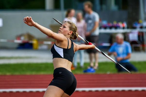 Regensburg, Almanya - 20 Temmuz 2019: Bavyera Atletizm Şampiyonası cirit atma etkinliği
