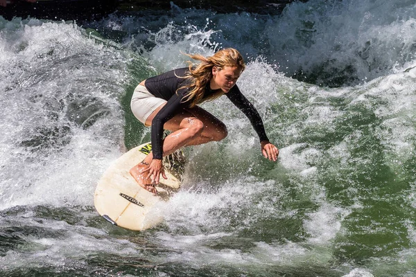 Munich Germany July 2019 Surfer City River Munich Famous People — Stock Photo, Image