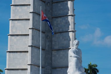 Jos Mart Abide, Havana, Küba'da devrim meydanda