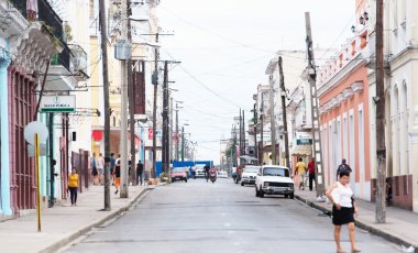 Cienfuegos, Cuba - binaları ve sokakları dar sokak