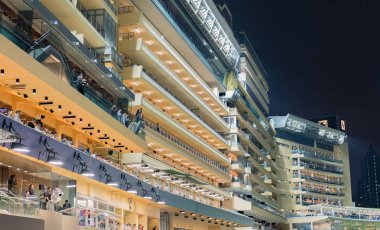 Happy Valley Racecourse Hong Kong yarış atı
