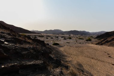 Etkin Milli Parkı dağ manzarası Namibya Güney Afrika için