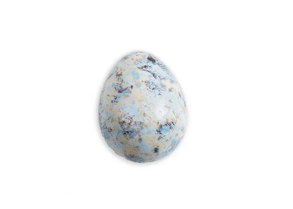 Перепелиное яйцо из перепела, изолированного на белом — стоковое фото
