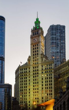 Chicago silueti ve büyük ofis binaları