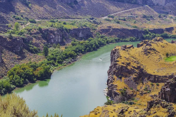 Grand Canyon en de Colorado rivier op een zonnige dag, Arizona Verenigde Staten — Stockfoto