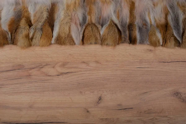 Holzhintergrund mit Fellrand als Textur und Hintergrund zum Komponieren — Stockfoto