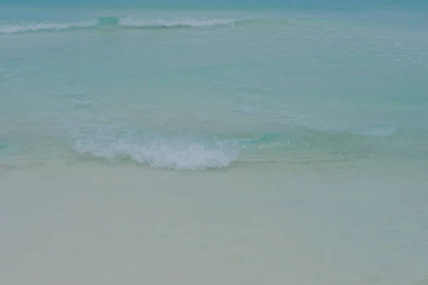 キューバのカリブ海の白い砂とターコイズブルーの水 Varadero — ストック写真