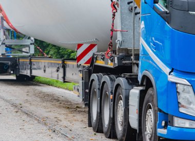 Rüzgar enerjisi, pervane kanatlarının ağır nakliye