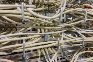 Bir ağ üzerinde ağ kablosu