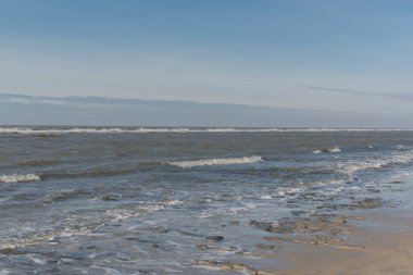 Plaj Sankt Peter-Ording Kuzey Denizi üzerinde 
