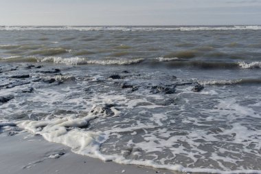 Plaj Sankt Peter-Ording Kuzey Denizi üzerinde 