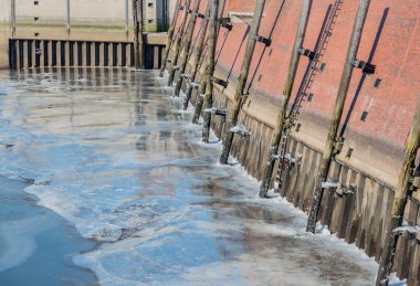 Buzlar Hamburg liman 