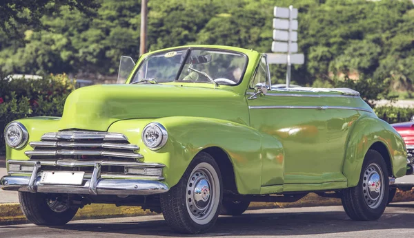 Hdr Fotó Amerikai Klasszikus Autó Kuba Havanna Utca — Stock Fotó