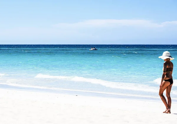 Areia Branca Água Azul Turquesa Praia Caribenha Cuba Varadero — Fotografia de Stock