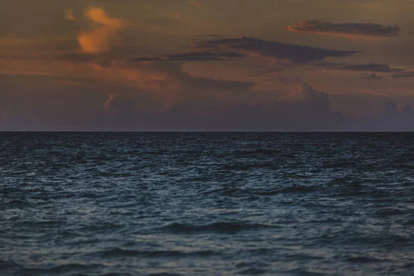 日落在巴拉德罗的海滩上古巴 — 图库照片