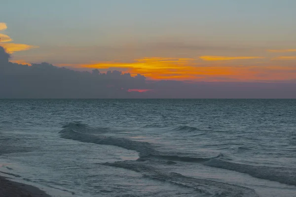 日落在巴拉德罗的海滩上古巴 — 图库照片