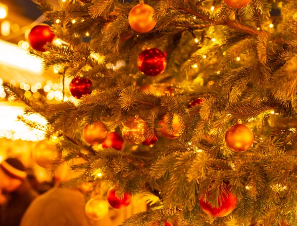 Bola Natal Uma Árvore Natal Mercado Natal Hamburgo — Fotografia de Stock