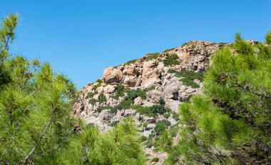 Yunanistan 'ın Kos adasının iç kesimlerindeki dağlar