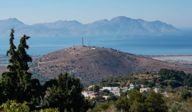 Zia ve Akdeniz kıyıları, Kos Yunanistan adasının kuzeyindeki Türk anakarasının açığında