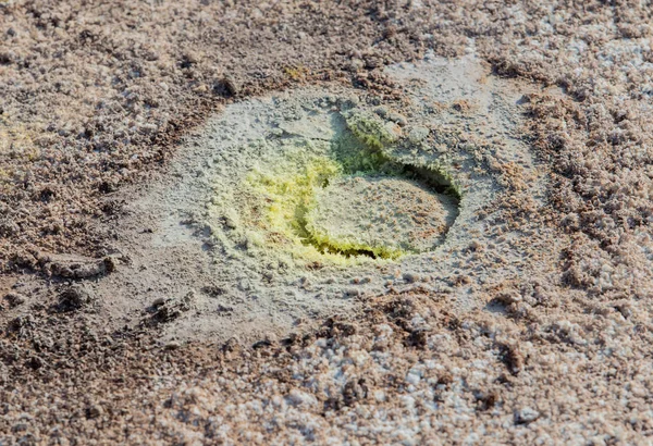 Fumaroles Soufre Avec Cristaux Soufre Sur Cratère Stefanos Nisyros Grèce — Photo