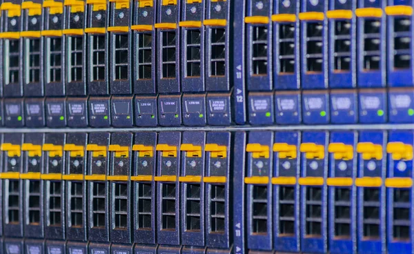 Dischi Backup Alloggiamento Lama Nel Data Center Rete Bladecenter Rack — Foto Stock