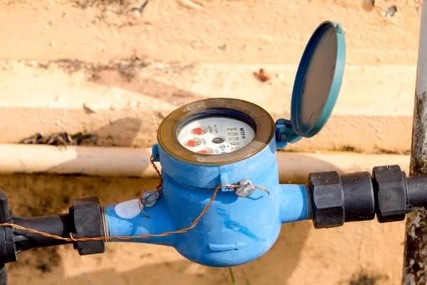 Wasserzähler Und Wasserleitungen Morgen — Stockfoto