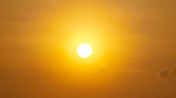 Sonnenuntergang Auf Gelbem Himmel Hintergrund — Stockfoto