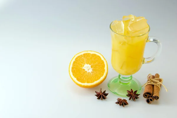 Cocktail Orange Juice Ice Glass Goblet Slice Orange Cinnamon Anise — Stockfoto