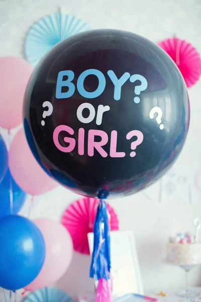 Siyah balon 