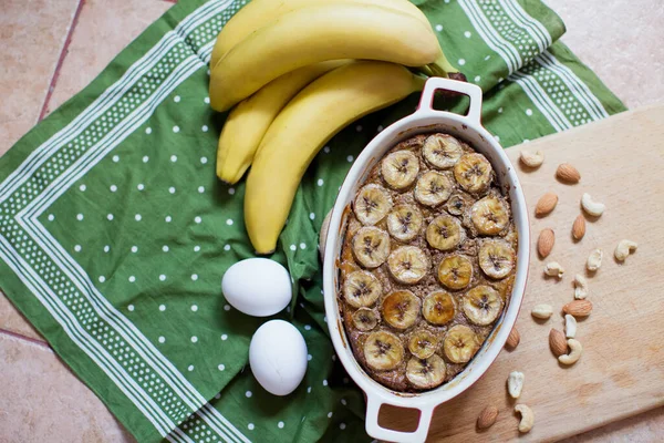 Tasty Banana Bread Ceramic Baking Dish Fresh Banana Eggs Nuts — Stock Photo, Image