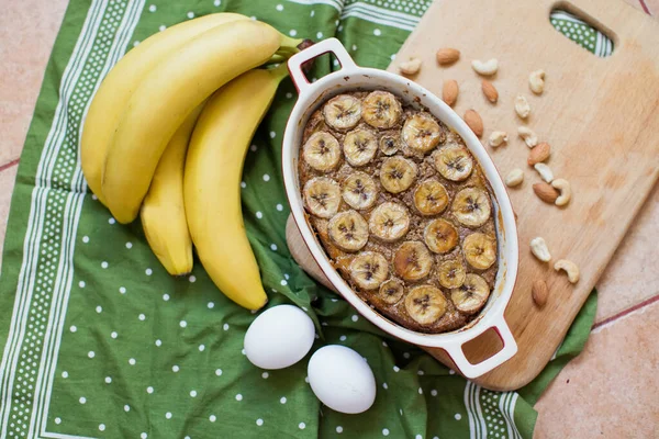 Tasty Banana Bread Ceramic Baking Dish Fresh Banana Eggs Nuts — Stock Photo, Image