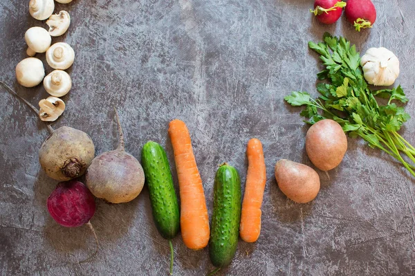 Composición Con Verduras Frescas Sobre Fondo Gris Espacio Para Texto — Foto de Stock