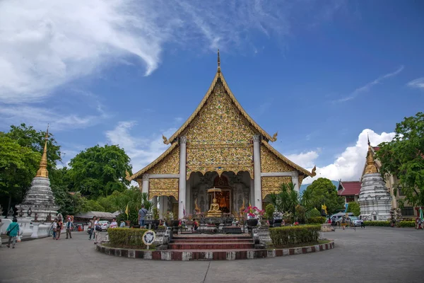 Wat Chedi Luang, the ancient city of Chiang Mai, Thailand — Stock Photo, Image