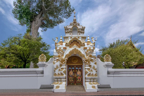 Wat Chedi Luang, starobylé město Chiang Mai, Thajsko — Stock fotografie