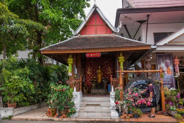 Wat Chedi Luang, uma antiga cidade de Chiang Mai, Tailândia — Fotografia de Stock