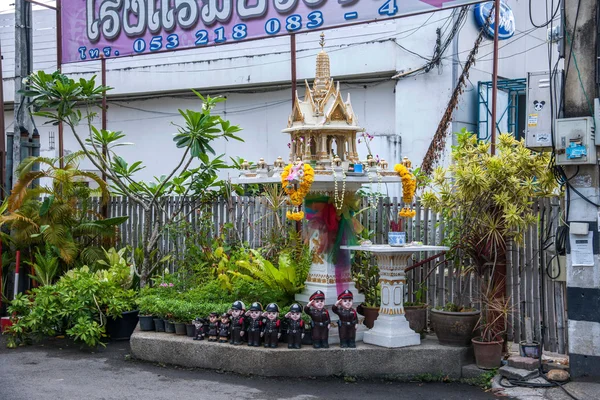 Tailândia Chiang Mai cidade de pequeno ídolo da polícia — Fotografia de Stock