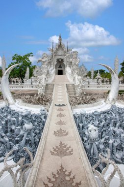 Taibei Chiang Rai Beyaz Tapınak olduğunu olarak da bilinir: uzun Kun Tapınağı, Temple Emmanuel veya Beyaz Ejder Tapınağı (Wat Rong Khun)