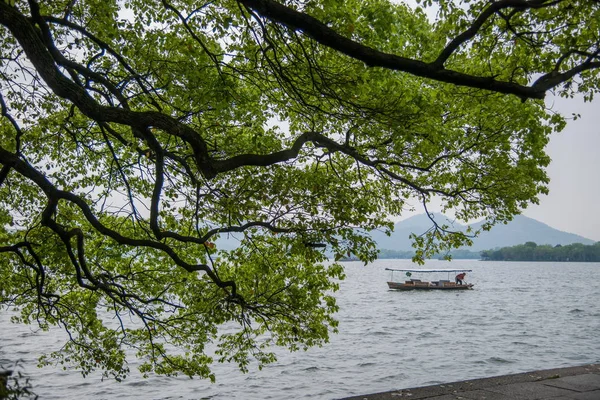 China Hangzhoo West meer — Stockfoto