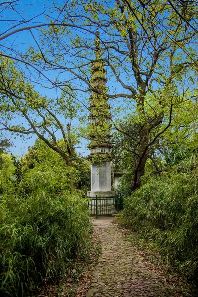 Hangzhou West Lake West Lengyin by Huazhen tower — Stock Photo, Image