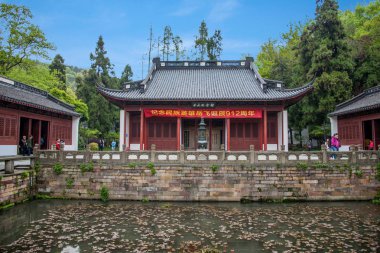 Hangzhou West Lake Gölü Yue Wang Tapınağı Kai Chung Temple