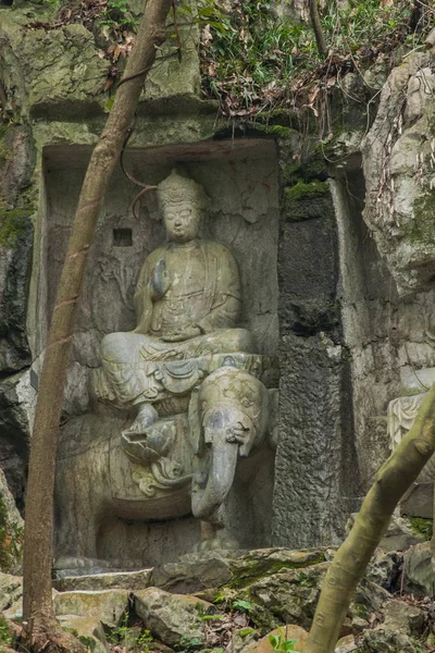 Hangzhou Lingyin Tempio Kilai Cliff statua — Foto Stock