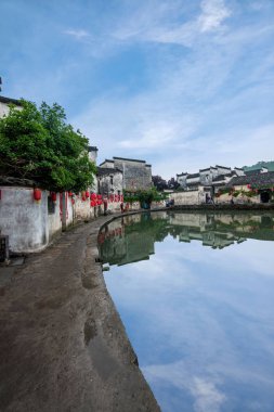 Anhui Yixian Hongcun bataklık üzerinde