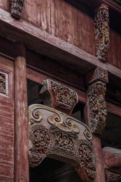 木彫りのエンフィ郡、イシャン郡、安徽省の Chengchen 教会の芸術 — ストック写真