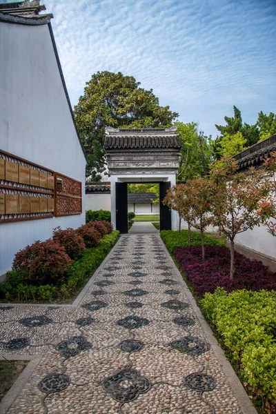 Ciudad de Suzhou Luzhi antigua ciudad de Paul Temple en el Ye Sheng Tao Memorial Hall —  Fotos de Stock